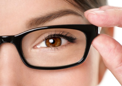 Снижение зрения на один глаз - причины и лечение